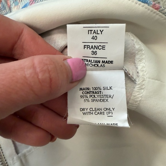 NICHOLAS (Revolve) Sz 4 mint condition silk size 4 Pink and Blue Cropped - Picture 14 of 15